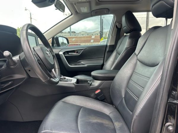 2021 Toyota RAV4 - Utility - Image 15