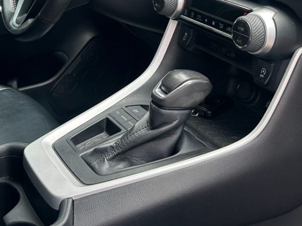 2021 Toyota RAV4 - Utility - Image 12