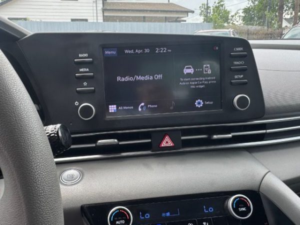 2021 Hyundai Elantra - Sedan - Image 22