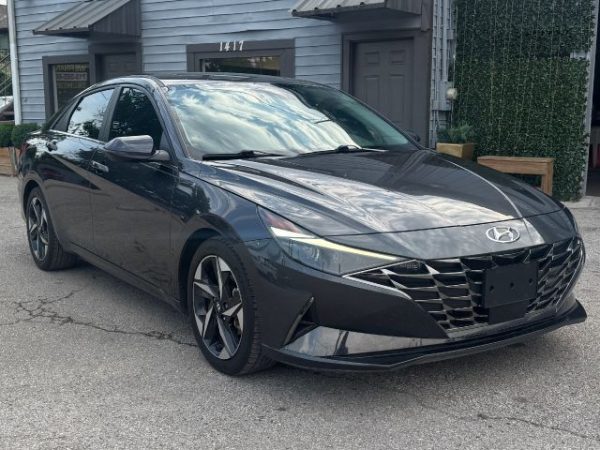 2021 Hyundai Elantra - Sedan - Image 5