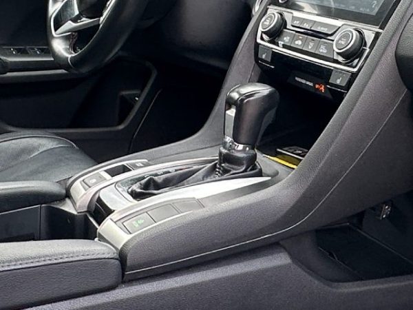 2020 Honda Civic - Sedan - Image 12