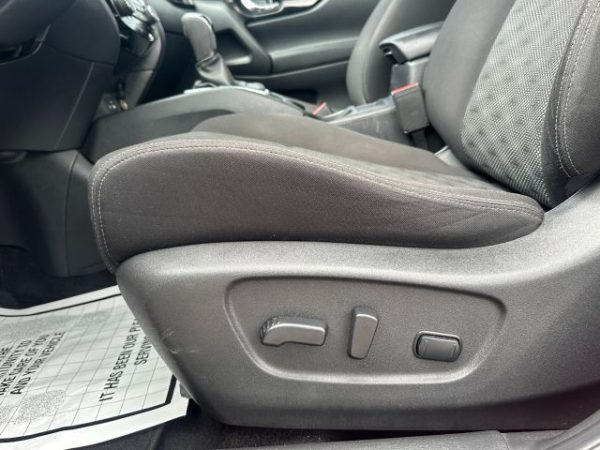 2019 Nissan Rogue Sport - Utility - Image 16