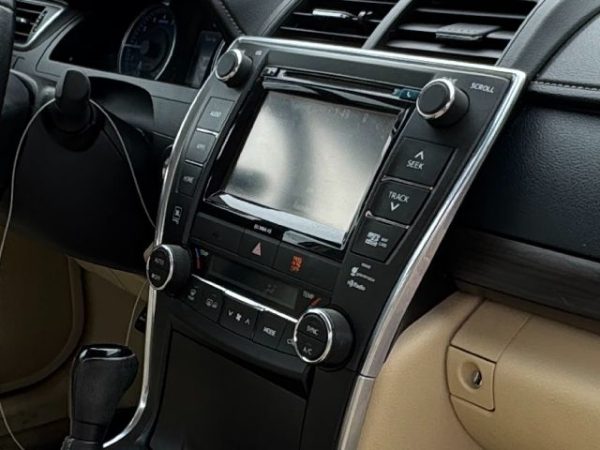 2017 Toyota Camry - Sedan 4D - Image 13