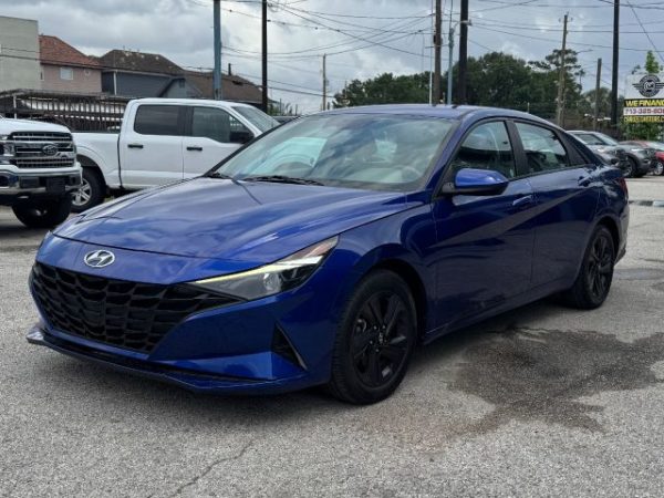 2021 Hyundai Elantra - Sedan