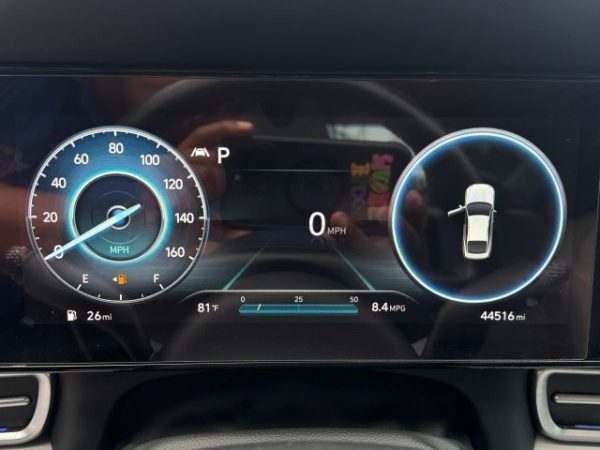 2021 Hyundai Elantra - Sedan - Image 24