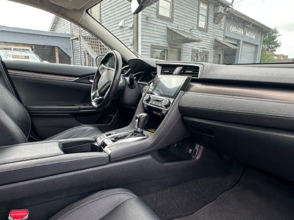 2020 Honda Civic - Sedan - Image 11